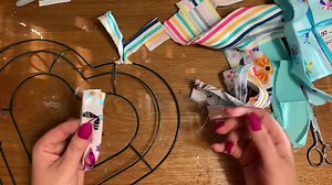 Wonderful Wreaths: How To Make An Easy Rag Wreath