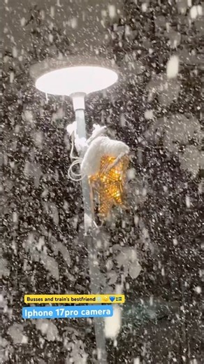 🥶🇸🇪 Iphone 17pro💖❤️ Snowy day and TRAFFIC CHAOS #january2026 #iphone17 #winter #viral #stickholm