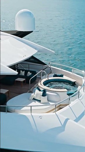 Luxury Super Yachts - CRN 67m Amor à Vida - A love letter to life - Ferretti Group