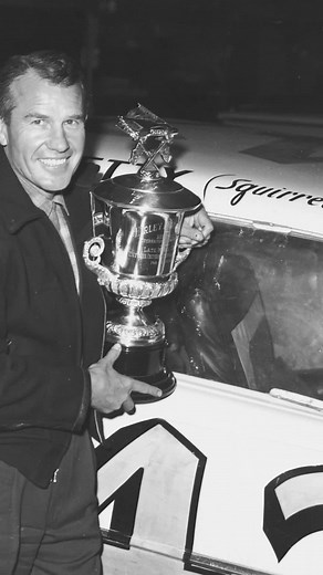 #AlmostFriday Lee Petty won the first Daytona 500 sixty-five years ago today on February 22, 1959 #DAYTONA500 #NASCAR @LEGACY M.C. NASCAR Team @nascar @NASCAR on FOX
