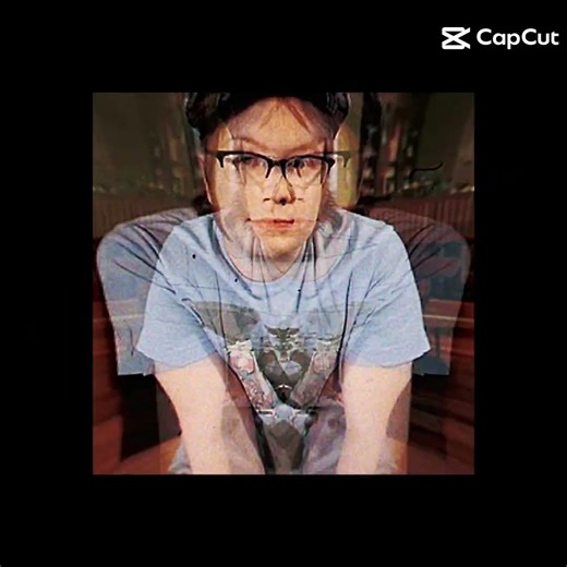 Where's all my fall out boy fans at????? :D