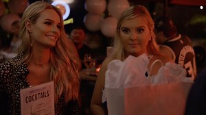 353K views · 1.4K reactions | No one can make an entrance quite like Juliette, and better yet, she shows up with gifts! What could she have possibly gifted Alyssa with? Find out TOMORROW night on a new episode of Siesta Key at 8/7c on MTV! | Siesta Key | Facebook