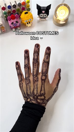 THINGS To DO When YOU'RE Bored SKELETON Hand EDITION 🦴✍🏻