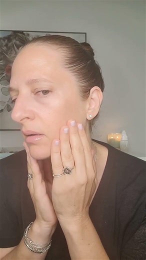 Facial lymphatic drainage is so important! The lymphatic system is part of our immune system! It