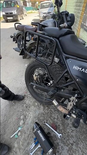 Akrapovic exhaust in himalayan
