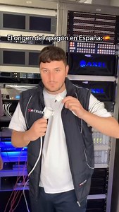 980K views · 9.1K reactions | Como me imagino el origen del apagón en España #españa | Alvaro Casares Monologuista | Facebook