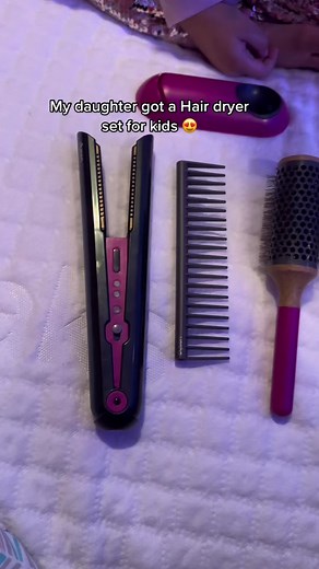 Kids Dyson Hair Dryer Toy Set Review