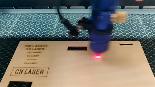 Traffolyte Label Engraving Machine  4060/6090mm   for Rubber Stamp/Portrait/Badges/Chest Cards  With Low Price