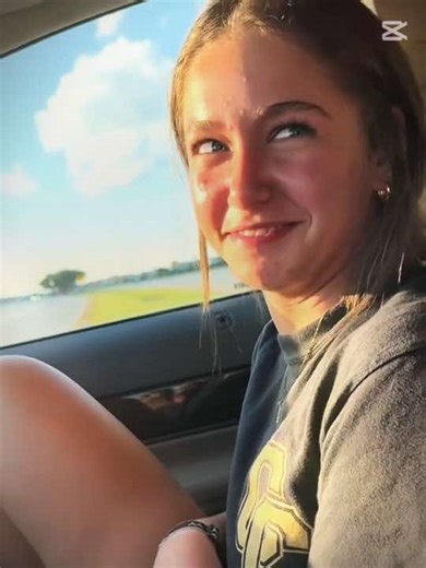 Nina Cortes: Celebrating Young Couple Love