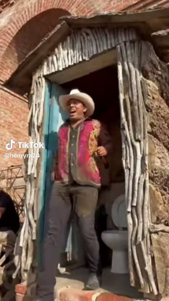 Grupo Firme y Maza Clan: Humor y Música con Shrek