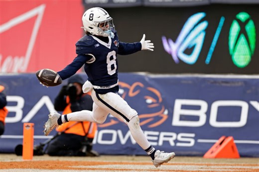 Penn State beats Clemson, 22-10, in Pinstripe Bowl