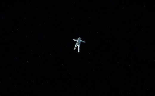 【地心引力】首次卫星残骸袭击 Gravity 1080p BluRay