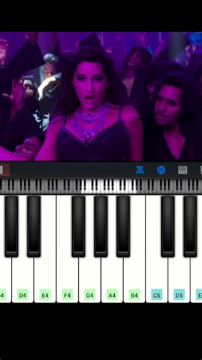 🎹 Dilber Ki Ankhon Ka Piano Tutorial | Nora Fatehi | Thamma | Easy Piano Notes 🎵 #Shorts #trending