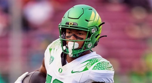 Who Are Kenyon Sadiq’s Parents? Inside Oregon TE's Family Story and Grandmother’s Cancer Battle