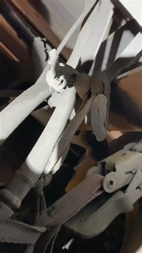 Brake chamber held on with a tie-down strap. #safetyfirst #truckdriver #mechaniclife #cvsa