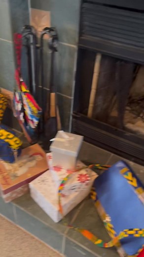 York South Family Network partnered with L’Arche Daybreak to host the first ever YORK REGION HOLIDAY DISABILITY MARKET in The Dayspring building on the Daybreak property in Richmond Hill. The event showcased vendors with lived experience, caregivers & allies. It was a celebration of talent, community and hard work. A wonderful launch to the holiday season in York Region. Stay tuned for a few more posts! #ysfn #larchelife #yorkregion #townofrichmondhill | L'Arche Daybreak