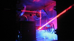 Little Laser Light Show Is Cleverly Packaged, Cheap To Build