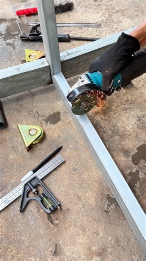 Not many people know how to install a good gate wheel #shorts