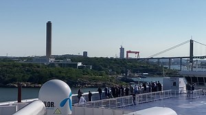 8.5K views · 934 reactions | 24 timmars lugn resa från Prag med tåg och färja för mig och barnen. Nu är vi änna på G. | Jonas Sjöstedt | Facebook