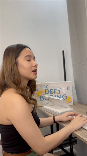 Boring workplace no more! 🤍 Got these amazing items from Logitech. Very lightweight, easy touch, functional, & sleek design! #DefyBoring #Pebble2Collection | Joel & Kat