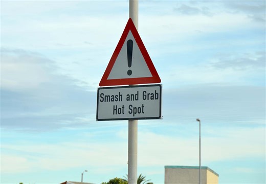 Smash-And-Grab Drama On Jakes Gerwel Sparks Calls For Motorists To Keep Reporting Incidents