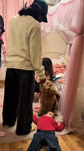 Rica L wilson on Instagram: "Another day of school #réel Do you make valentines gifts for your kids classes"