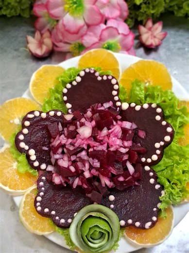 #saladasdecoradas #tiktoksaladas #decorandosaladas #artecomsalada salada de beterraba ,alface e laranja saladas criativas, salada diferenciada salada simples, salada fácil, salada para o dia a dia, salada diversas, almoço, jantar,salada fitness, salada saudável saladas de restaurante , saladas gourmet, saladas caseiras