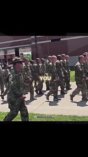 Basic Combat Training (BCT). Marching to Chow🫡🫡🇺🇸 #military #army #soldier #soldiers #militaryedit #fyp #viral #foryou #usa #viralvideo #fy