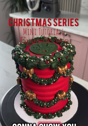 EPISODE 2 - Vintage Christmas Cake Colours - Ruby Red / Holly Green pro gel / Gold Lustre Dust / Metallic Edible Paint @Rainbow Dust & Squires Kitchen ( 10% OFF with code RDSIMONE10 ) Piping Tips - No.21 & 4B Bow Mould / Cookie Cutters - Amazon (message for link) Sprinkles - Sugary Solutions ( 10% OFF with Cake Academy membership) Full detailed cake decorating & baking tutorials available in my Cakr Academy ( link in bio ) #cakedecorating #cakesoftiktok #vintagecakes #foryoupagе #tiktokpartner