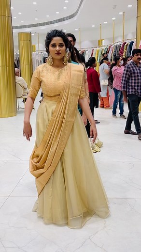 2.1M views · 9.8K reactions | First to Last Step Challenge浪നിങ്ങൾ ആരെയാ ശ്രദിച്ചത് Whom u notice浪 #challenge #dance #facebookreels | Maneesh Vishnu | Facebook