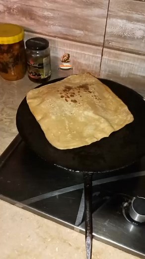 Traditional Indian Phir Mein Goli Paratha Recipe