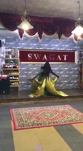 35kg mini uurd bayartai😉🖐Setgel sanaa 100% 👌☘️🦋 Enehuu postiig 8 groupd Share hiigeed 8 nzaa mention hiisen humuusd 50% hungulult belegleyee. Ta nartaa ch bas amjilt huseyee😘💪 My belly dance solo performance💃 Holbogdoh humuus 88207009🤙 | Mongolian belly dancer Bayarmaa