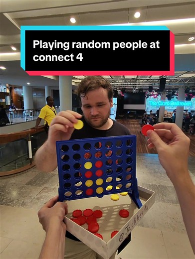 Connect 4 Gameplay: Playing Random People in Public