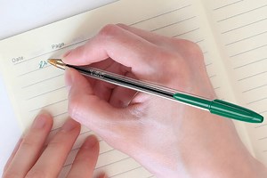 La increíble historia de Bic Cristal, el bolígrafo más famoso (y vendido) del mundo