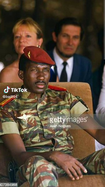 Military Camouflage Attire Showcase: Uniform Styles