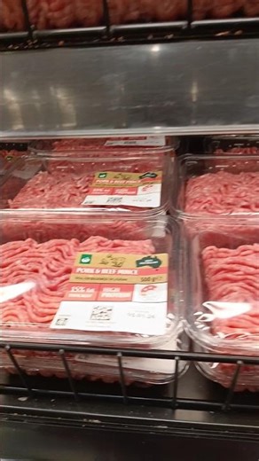 Meat Section grocery shop in Perth #magniferafoods