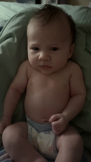 252K views · 5.1K reactions | Newborn Baby Pooping style 螺 #pooping #StarSender #cute #baby #reelsfbシ #LikeFollowShare #fart | Cute Kids | Facebook