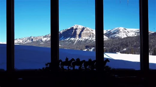 The usual view outside our lodge windows—the snow of every sledhead’s dream ❄️ 2025 was a wild year filled with adventure, and we’re beyond thankful for our guests, staff, and followers who make the lodge so special. Here’s to an incredible 2026! #brookslakelodge #allinclusive #duboiswyoming #mountainview #thatswy | Brooks Lake Lodge