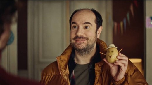 « bref.2 » : la série phénomène de Kyan Khojandi, avec Laura Felpin et Baptiste Lecaplain, débarque sur TF1