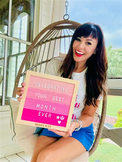 🚨✨ Double up your orders in September & October for the Power Up & Grow challenge and snag this exclusive Mary Kay felt board 400 star credits! Don’t miss out—this one’s a must-have! How cute would this be to use for photo ops or parties?! 💕 | Kristin Sharpe NSD