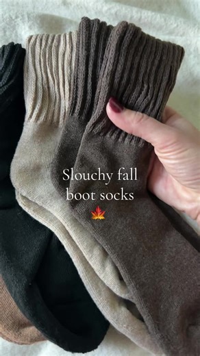 Affordable and Comfy Slouchy Fall Boot Socks