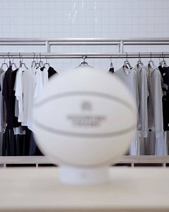 Reigning Champ, designer and manufacturer of premium athletic wear, has always had a strong connection to LA and basketball culture, in terms of their brand following as well as partnerships and collaborations. Their Los Angeles store, which opened approximately two years ago, is a great place to #ShopSmall for holiday gifts. #AmexWelcomed | Shop Small