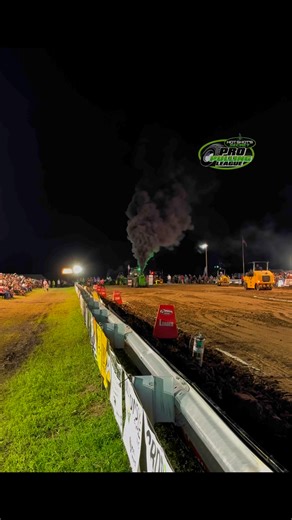 “River Rat” Pro Stock Tractor pulling at the 2024 Rumble by the Refuge Truck and Tractor Pull in Mound City, MO! #ProPulling #PoweredbyScience #TractorPulling #Motorsport #JohnDeere | Thurston Pulling Photos