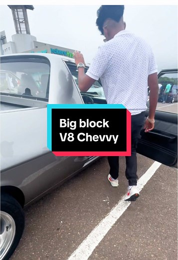 Big Block V8 Sound: Experience the Roar at Car Show