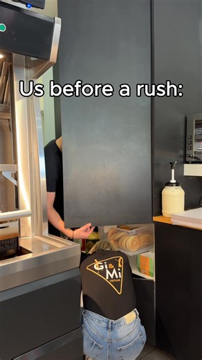 Voor de rush vs. Tijdens de rush | Frituur Gi & Mi