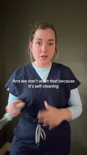 Please just leave it be. 🤍 it’s got you covered!! Edit to clarify: do not clean INSIDE. Yes, outside with mild soap and warm water. #womenshealth #nursepractitioner #womenshealthcare #obgyn #fyp