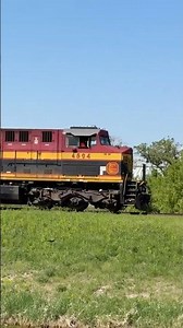 KCSM 4504 Leaving Town #KCS #Winona #freighttrain #train