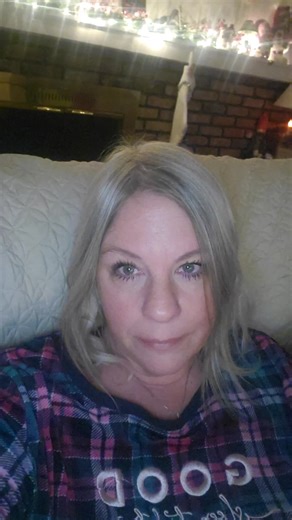 Janet Thoma Cameron (@janetthomacameron)’s videos with I Love Rock 'N Roll - Joan Jett & the Blackhearts