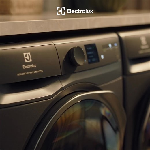 Wash a full load in just 45 minutes. Imagine washing a full load in just 45 minutes, at 30℃. With the new Full Wash 45 program you can. Learn more: https://www.electrolux.com.my/laundry/ *The product image shown in this video is for illustration purposes only. #Electrolux #UltimateCare | Electrolux