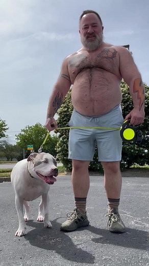 #daddy #gaybearsoftiktok #gaybear #thebeefycupcake #beefycupcake #muscle #beard #hairy #gay